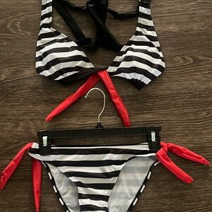 Women’s 2 Piece Brand new Bikini Set for sale!